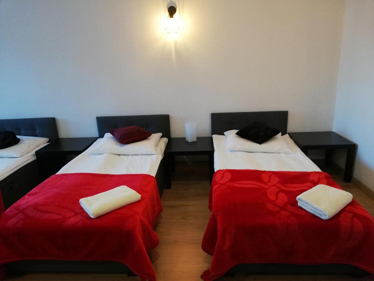 Apartamenty Nad Odra Wrocław Exteriör bild