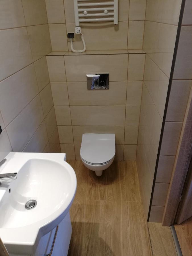 Apartamenty Nad Odra Wrocław Exteriör bild