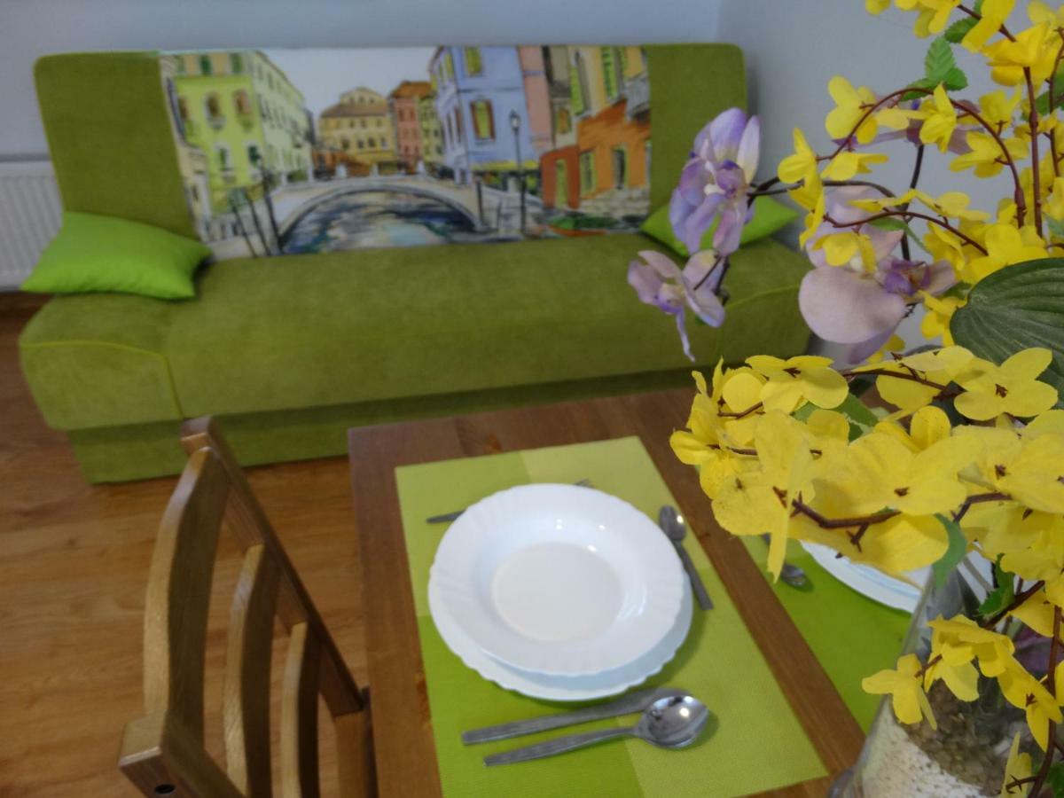 Apartamenty Nad Odra Wrocław Exteriör bild