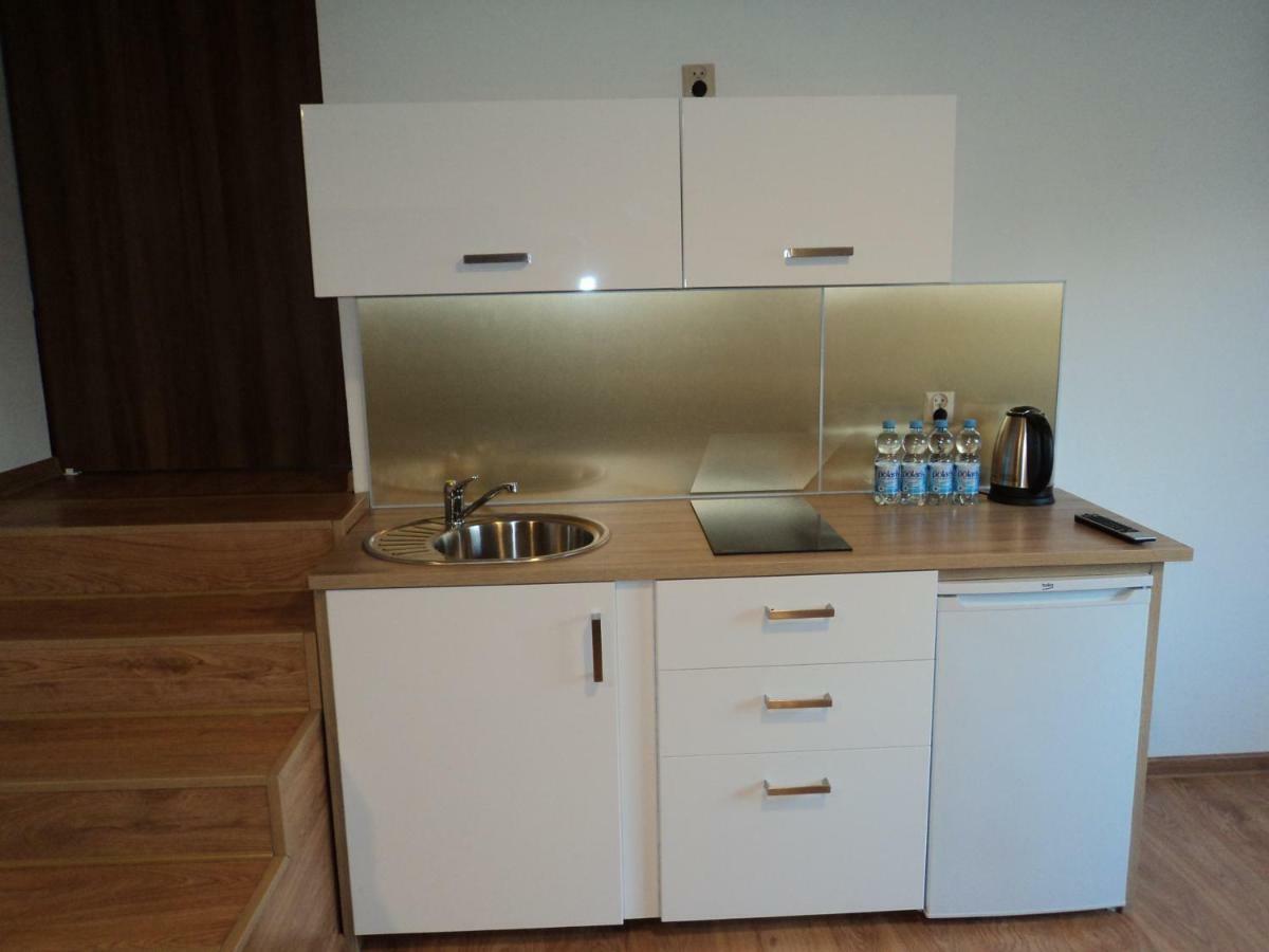 Apartamenty Nad Odra Wrocław Exteriör bild